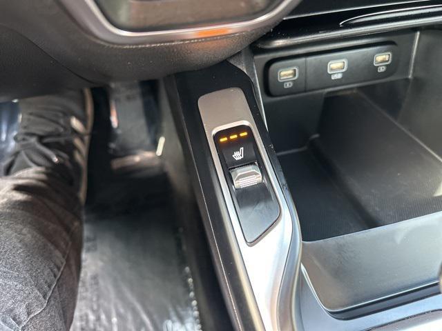 used 2022 Kia Sorento car, priced at $28,000