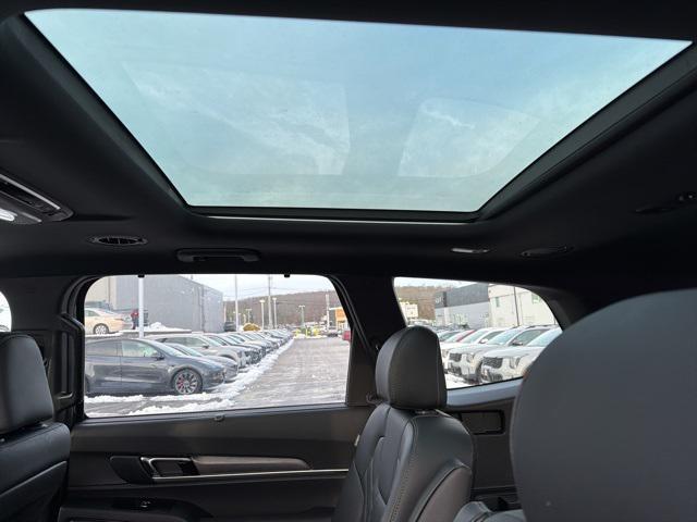 new 2025 Kia Telluride car, priced at $51,635