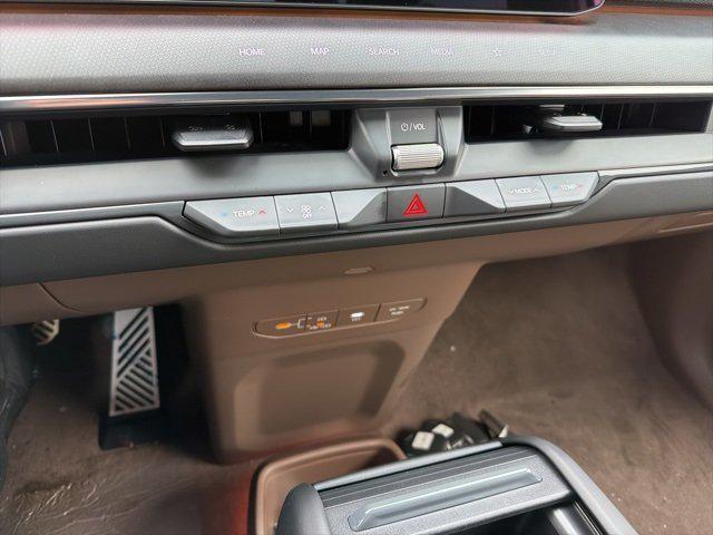 new 2026 Kia EV9 car, priced at $75,285