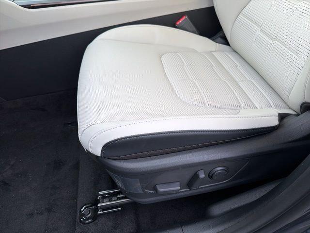 new 2026 Kia Sportage Hybrid car, priced at $42,165