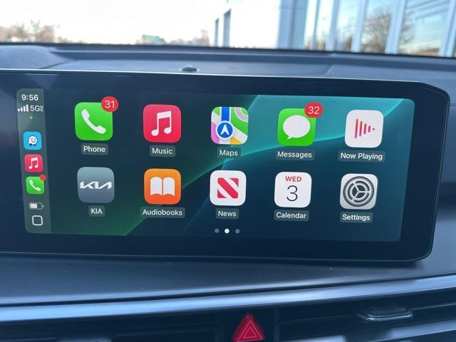 used 2025 Kia Sorento Hybrid car, priced at $33,900