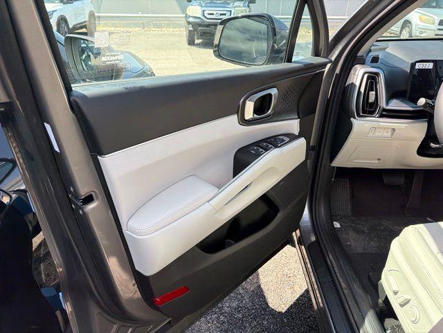 new 2026 Kia Sorento Hybrid car, priced at $41,674