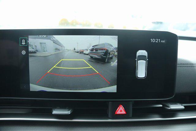 new 2025 Kia Carnival Hybrid car, priced at $45,230