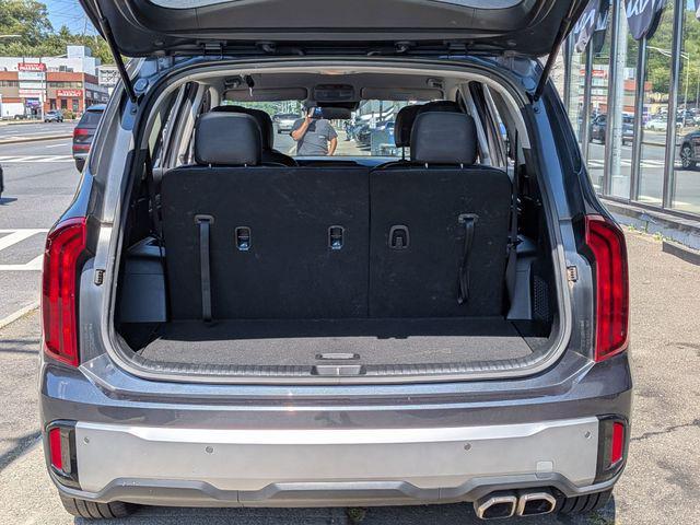 used 2023 Kia Telluride car, priced at $33,900