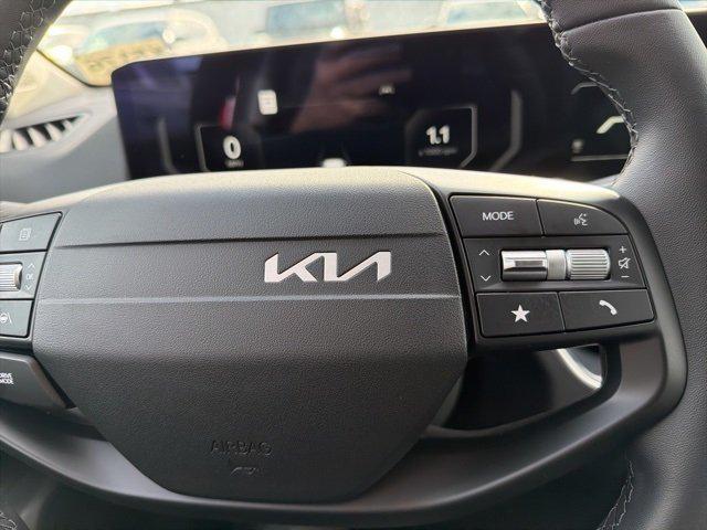 new 2025 Kia K4 car, priced at $25,975