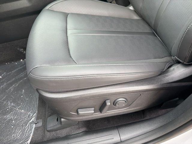 new 2026 Kia Sorento car, priced at $43,095