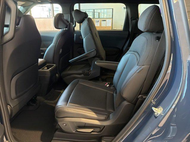 new 2027 Kia Telluride car, priced at $45,885