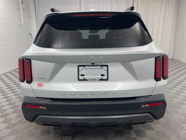 used 2022 Kia Sorento car, priced at $24,900