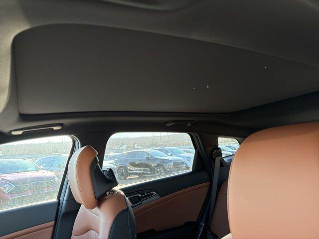 new 2026 Kia Sportage Plug-In Hybrid car, priced at $42,800