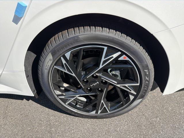 new 2026 Kia K5 car, priced at $32,235