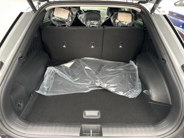 new 2025 Kia EV6 car, priced at $56,160