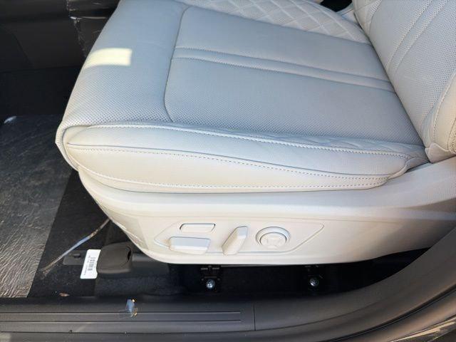 new 2026 Kia Sorento Hybrid car, priced at $48,685