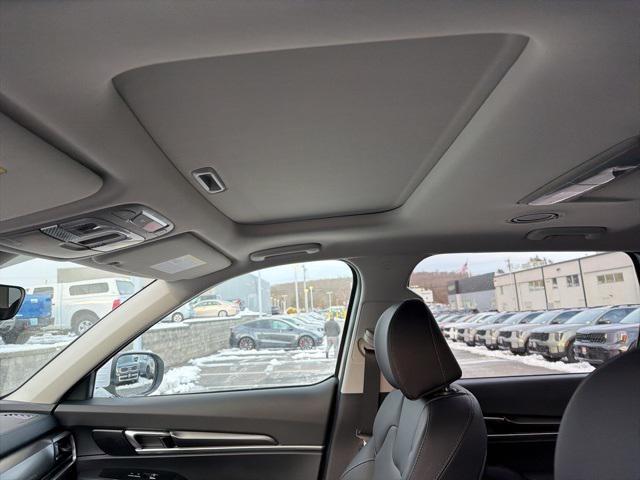 new 2025 Kia Telluride car, priced at $43,950