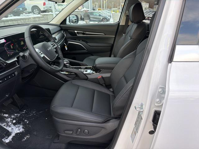 new 2025 Kia Telluride car, priced at $43,950