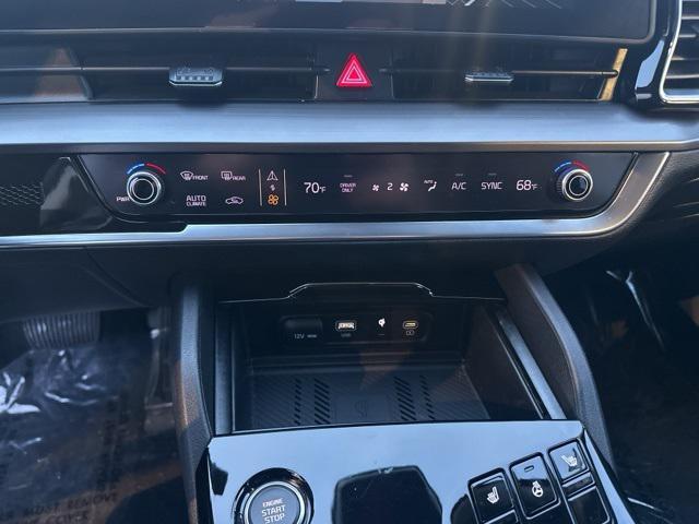 used 2023 Kia Sportage Hybrid car, priced at $24,500