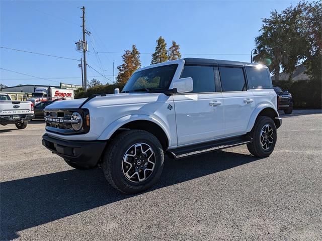 new 2025 Ford Bronco car, priced at $49,392