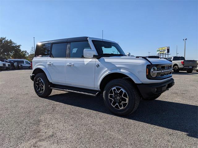 new 2025 Ford Bronco car, priced at $49,392