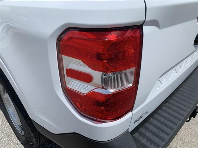 new 2025 Ford Maverick car, priced at $27,682