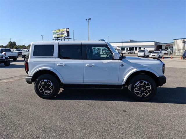 new 2025 Ford Bronco car, priced at $50,237
