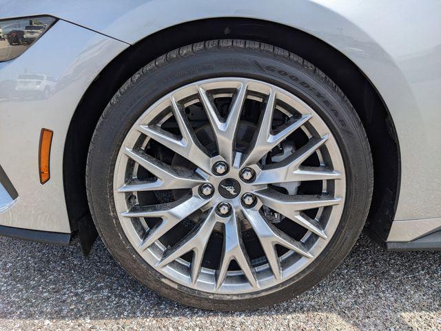 used 2025 Ford Mustang car, priced at $36,577