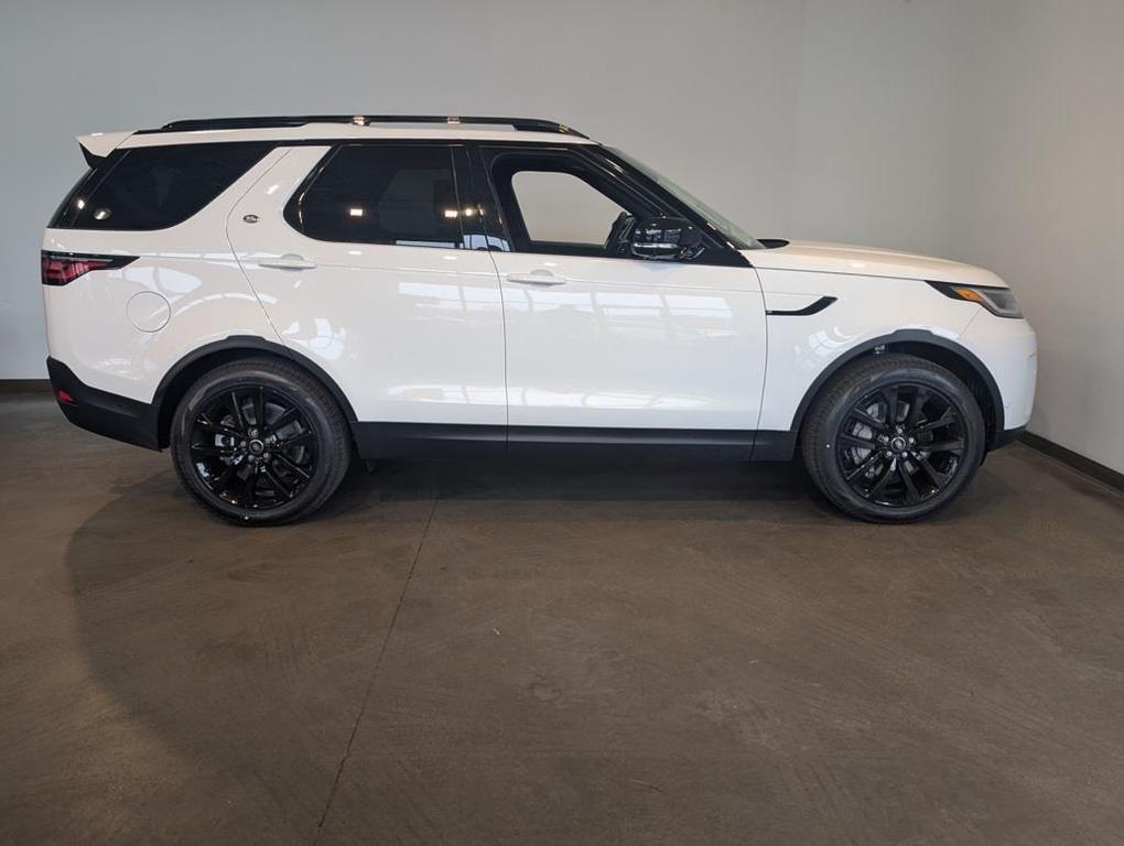 new 2026 Land Rover Discovery car, priced at $69,545