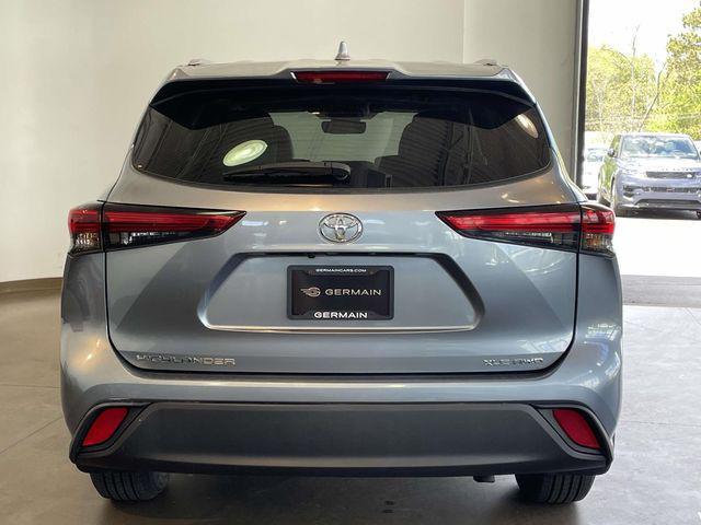 used 2021 Toyota Highlander car, priced at $29,978