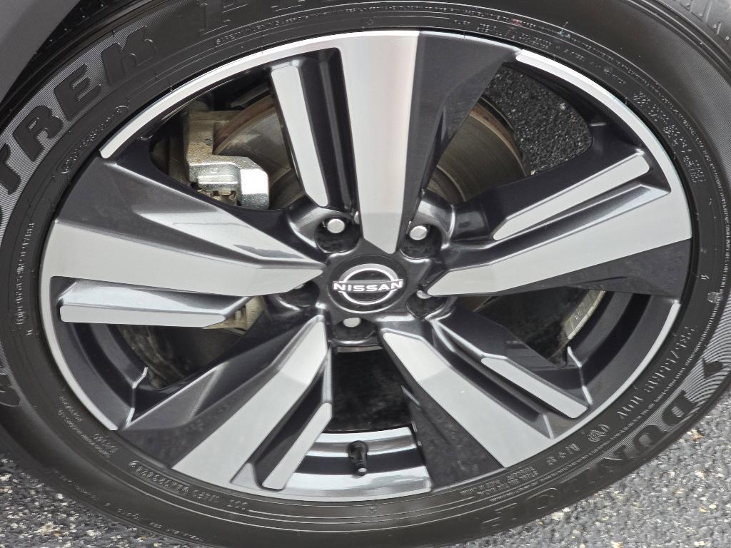 used 2025 Nissan Rogue car, priced at $34,205