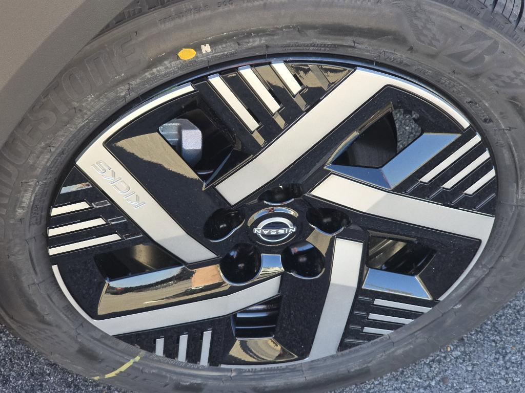 new 2026 Nissan Kicks car, priced at $26,295
