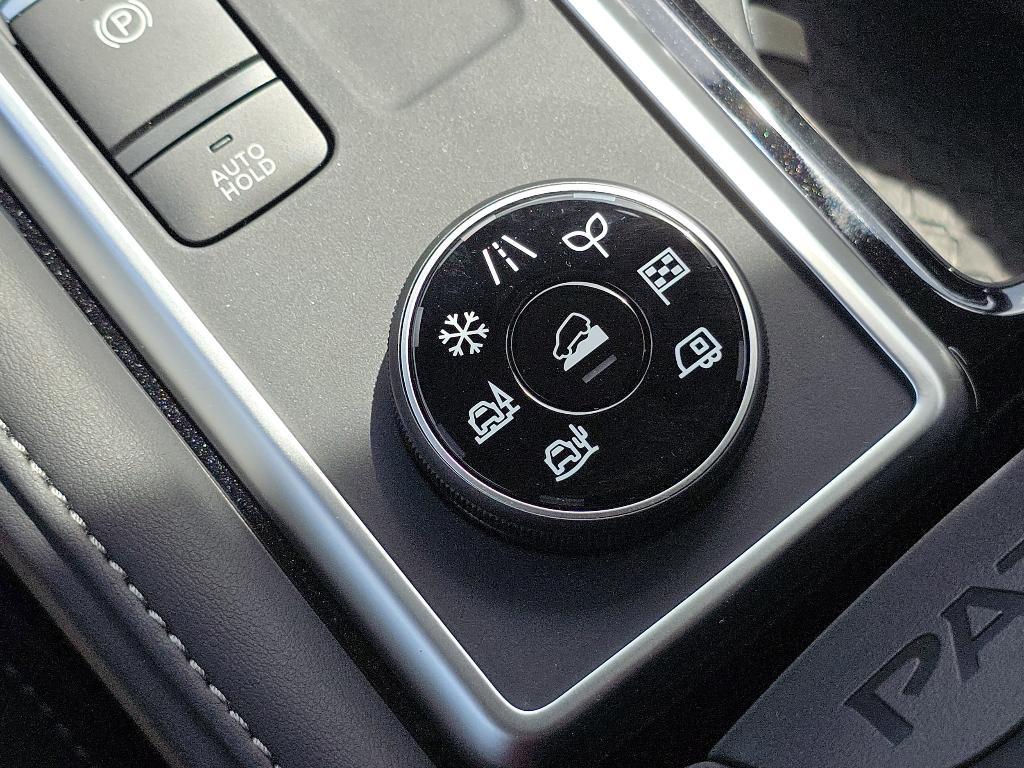 new 2026 Nissan Pathfinder car, priced at $45,610