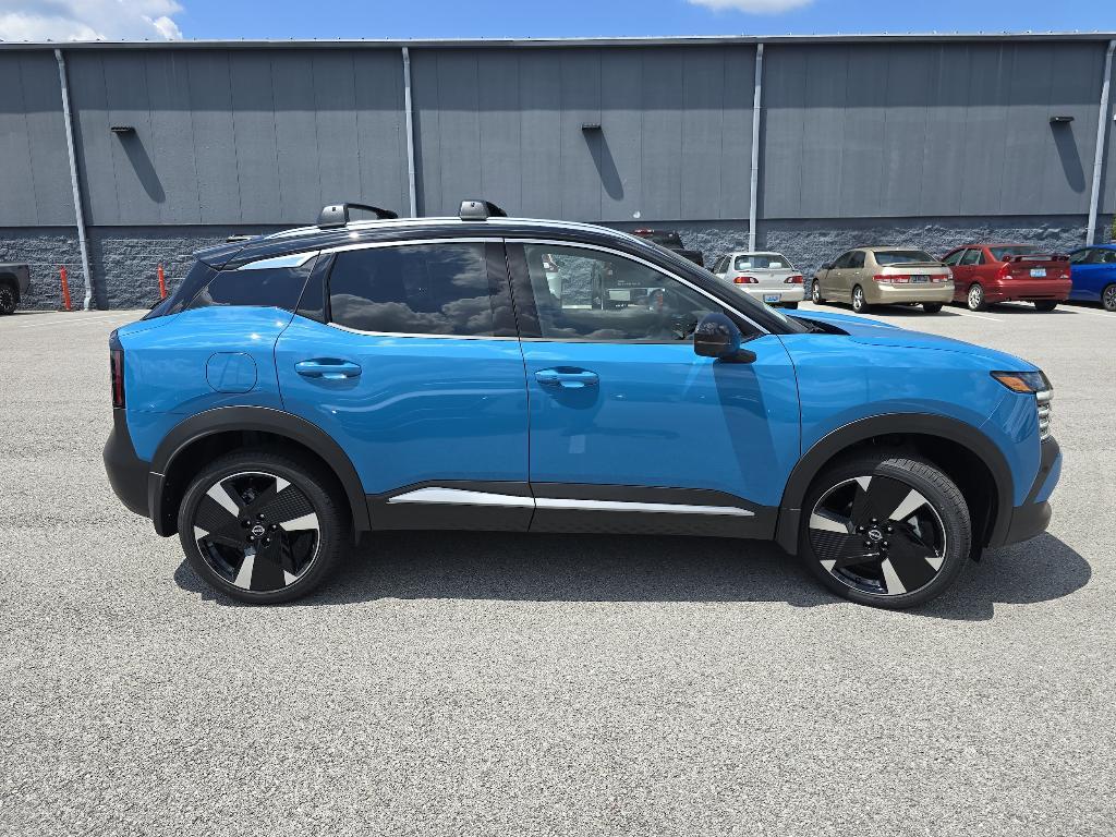 new 2025 Nissan Kicks car, priced at $29,640