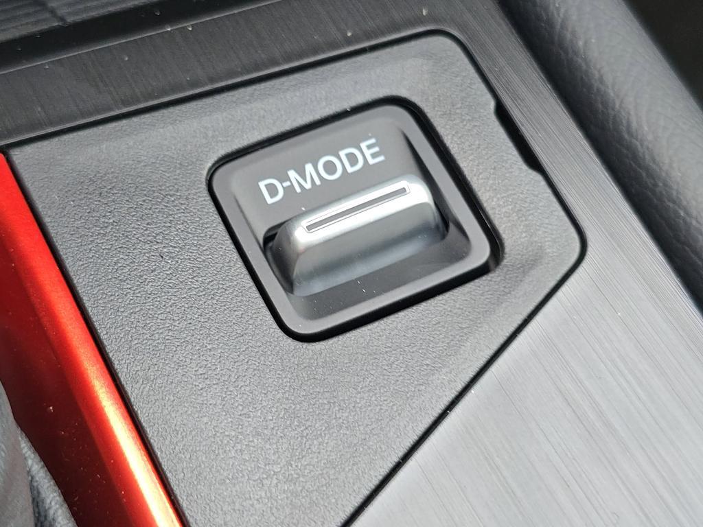 new 2025 Nissan Kicks car, priced at $29,640