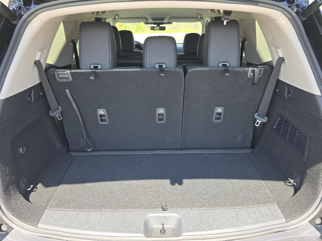 new 2026 Nissan Pathfinder car, priced at $45,160