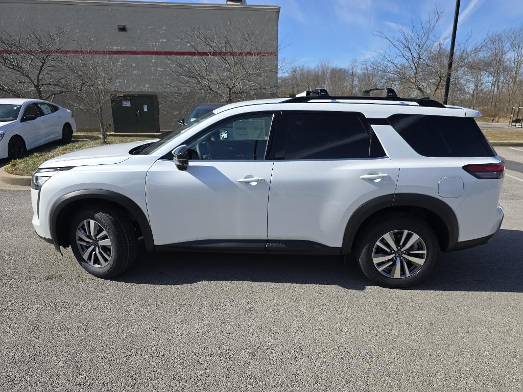 new 2026 Nissan Pathfinder car, priced at $45,285
