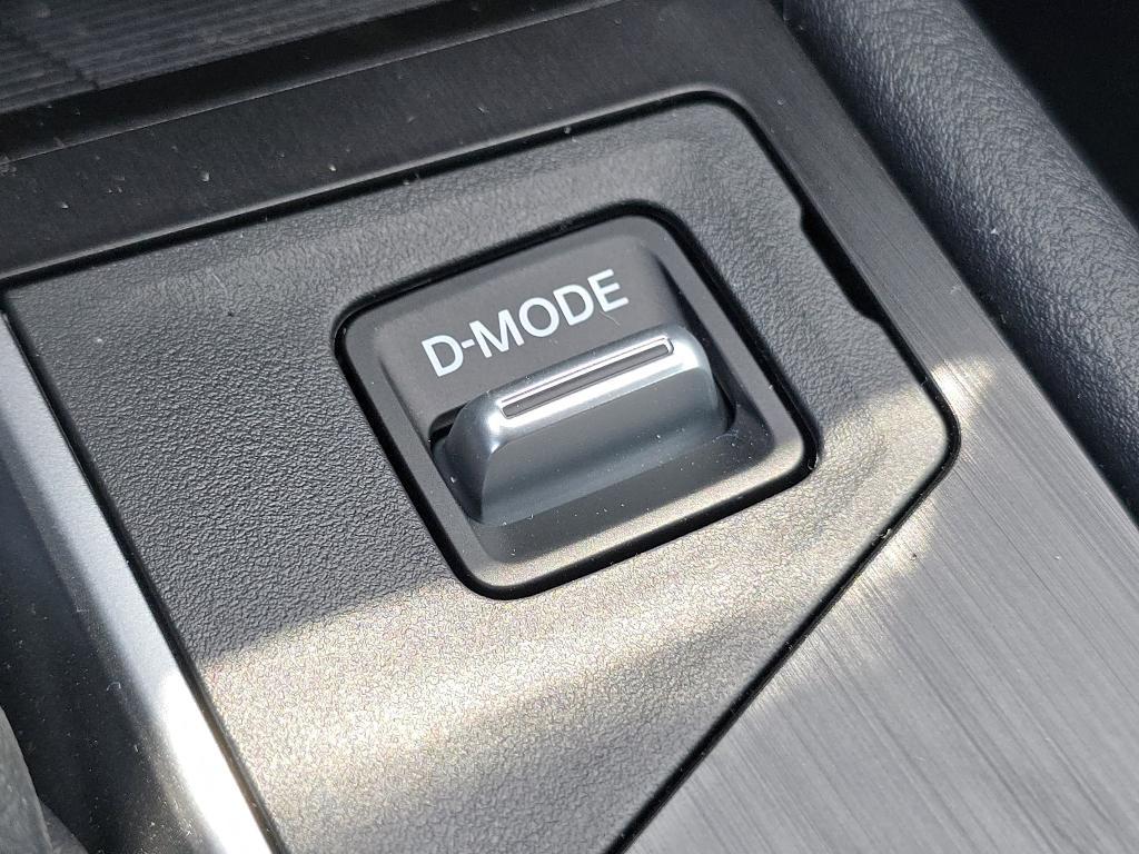 new 2025 Nissan Kicks car, priced at $22,155