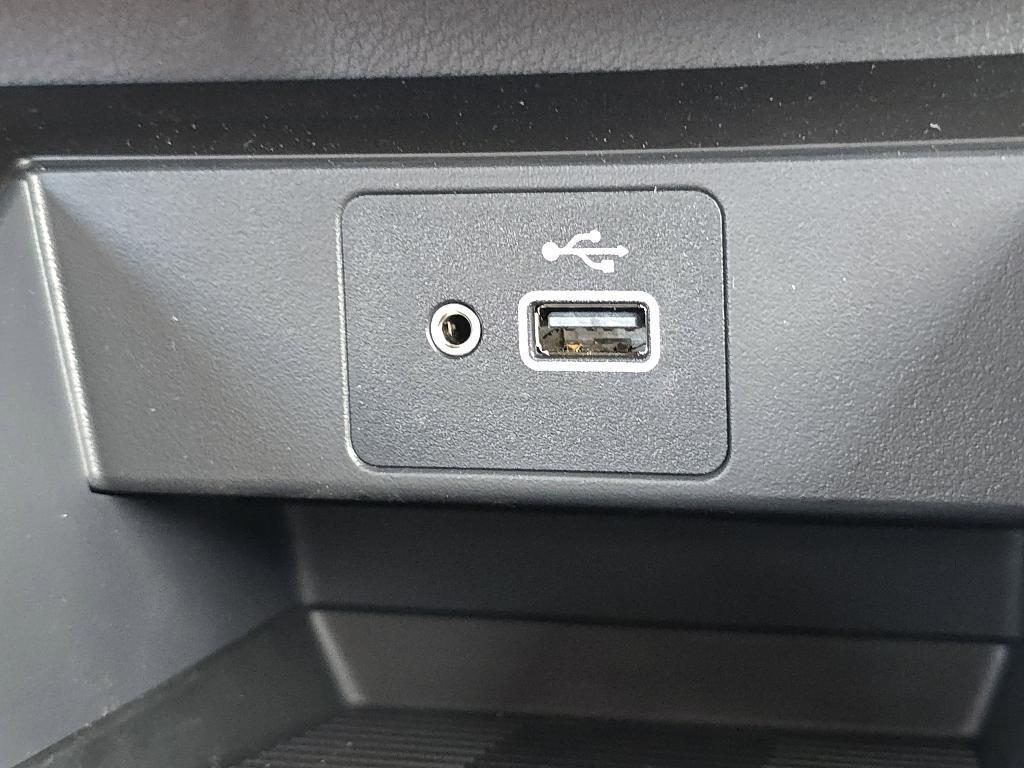 new 2025 Nissan Kicks car, priced at $22,155