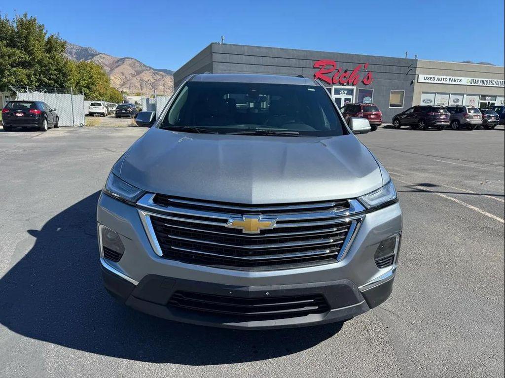 used 2023 Chevrolet Traverse car, priced at $20,995
