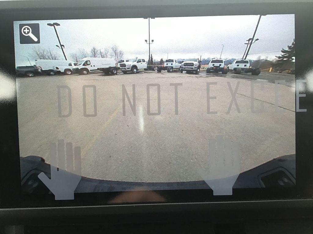 new 2025 Jeep Gladiator car, priced at $39,180