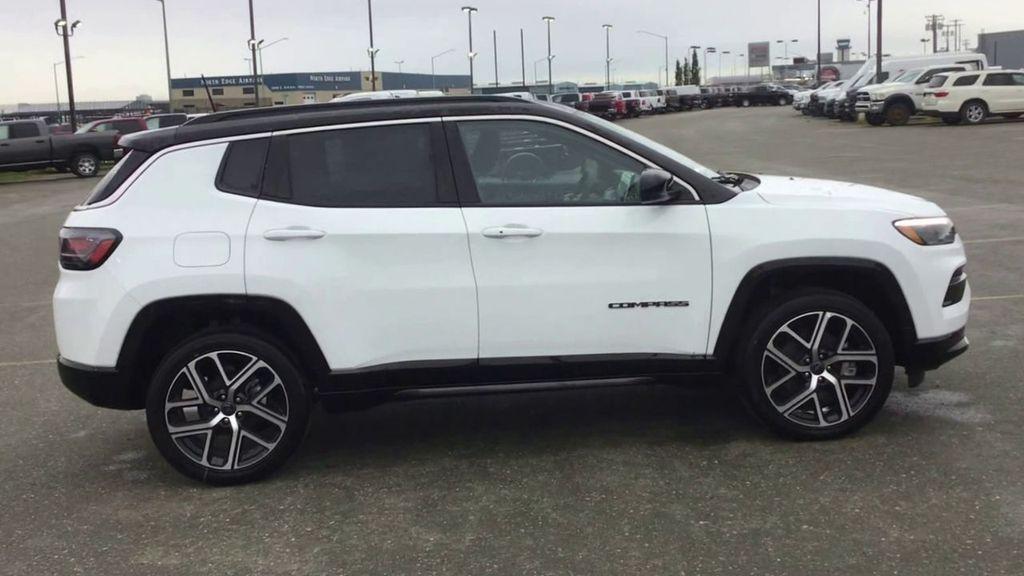 new 2025 Jeep Compass car, priced at $36,186