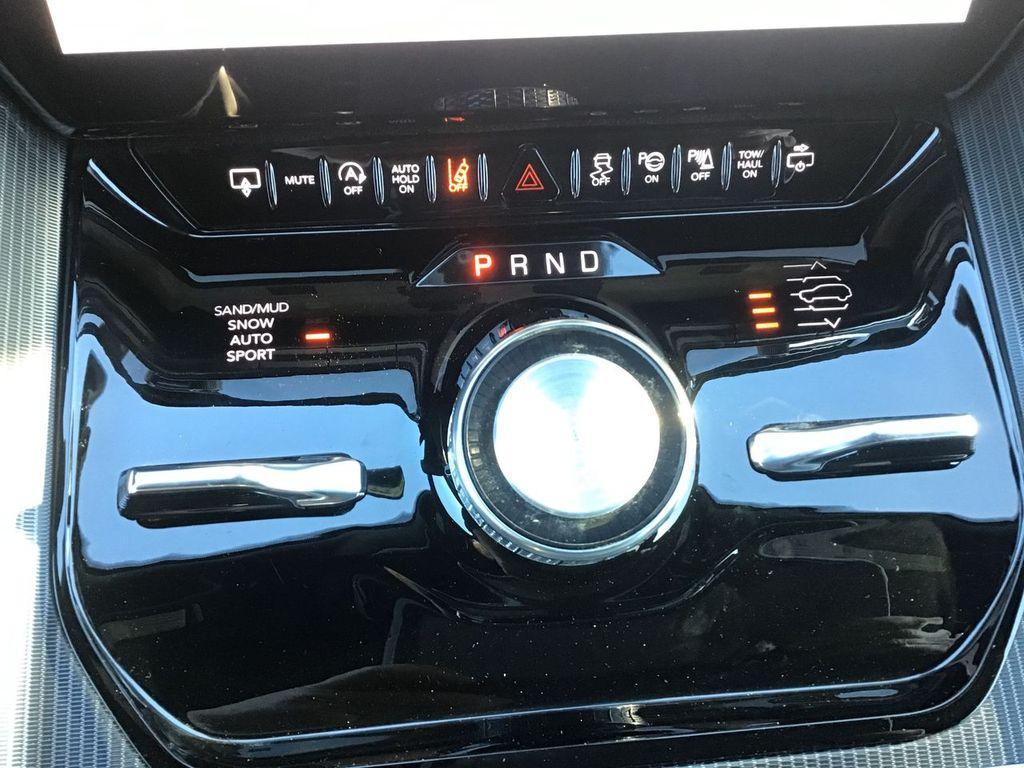 new 2025 Jeep Grand Wagoneer L car, priced at $95,039