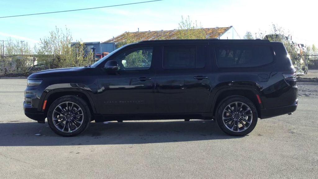 new 2025 Jeep Grand Wagoneer L car, priced at $95,039