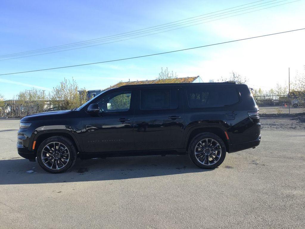 new 2025 Jeep Grand Wagoneer L car, priced at $95,039