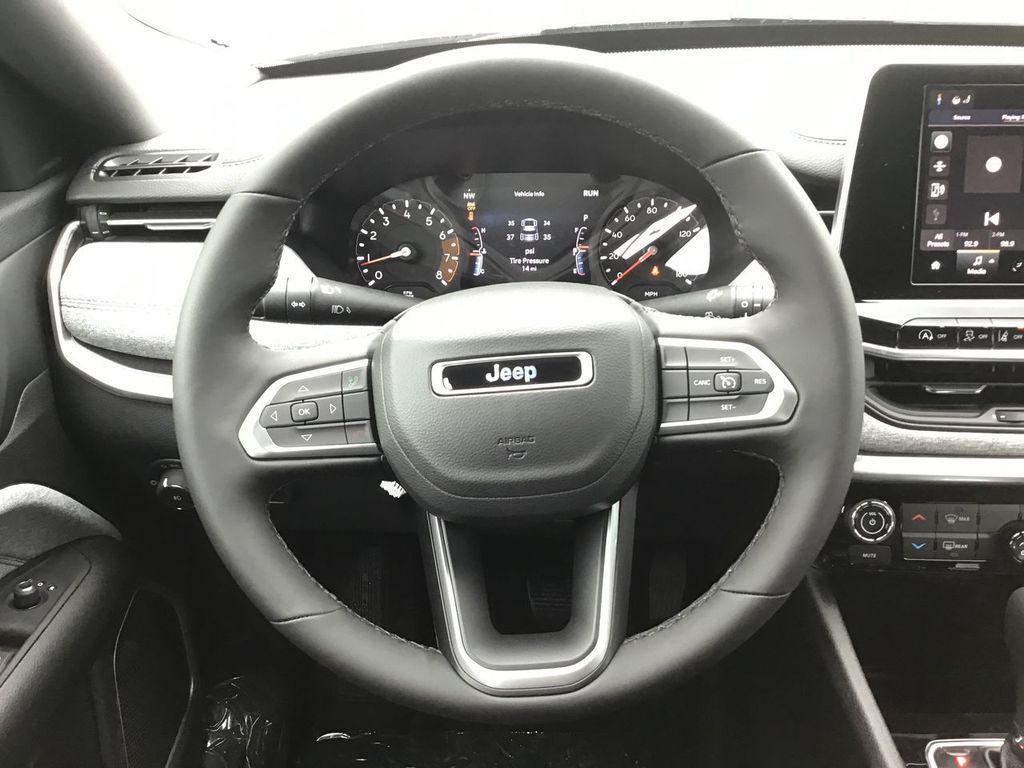 new 2025 Jeep Compass car, priced at $26,691