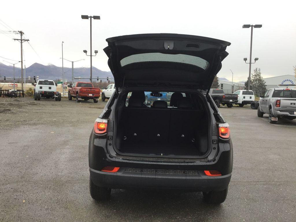 new 2026 Jeep Compass car, priced at $33,592