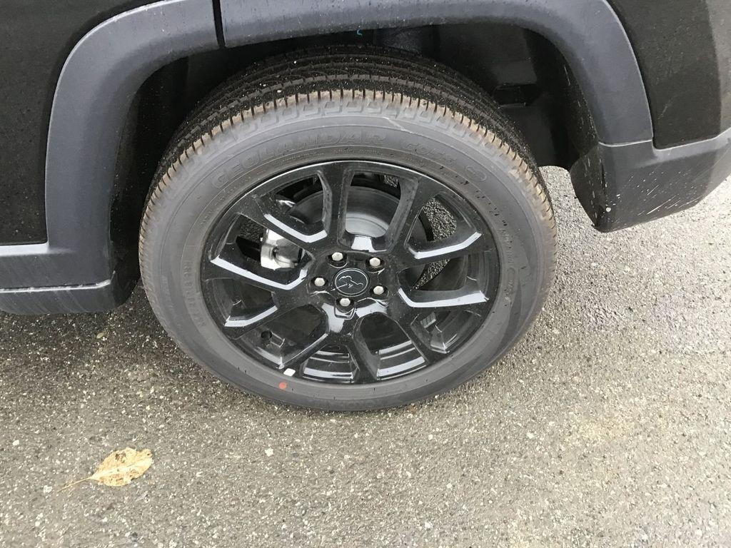 new 2026 Jeep Compass car, priced at $33,592