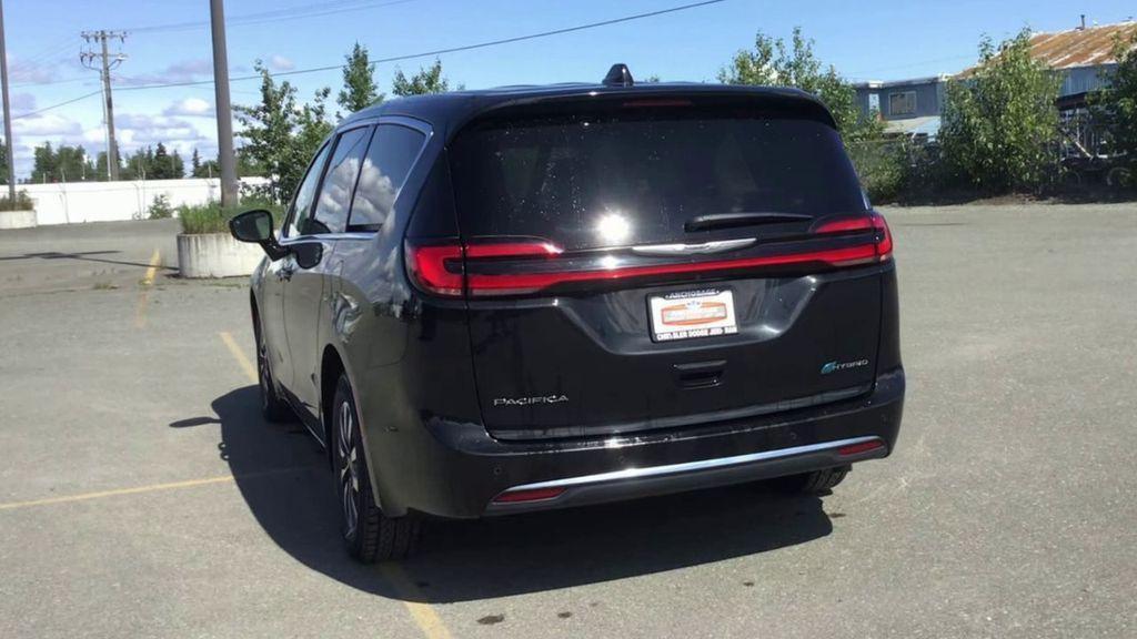 used 2024 Chrysler Pacifica Hybrid car, priced at $31,775