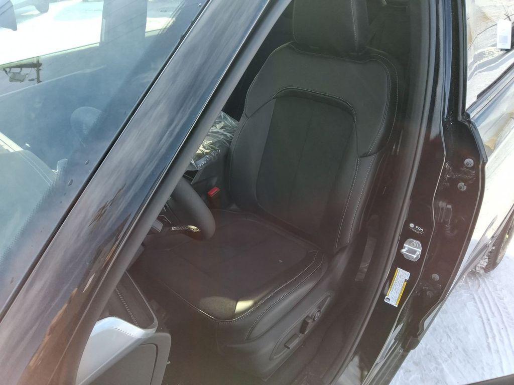 new 2026 Jeep Grand Cherokee car, priced at $47,760