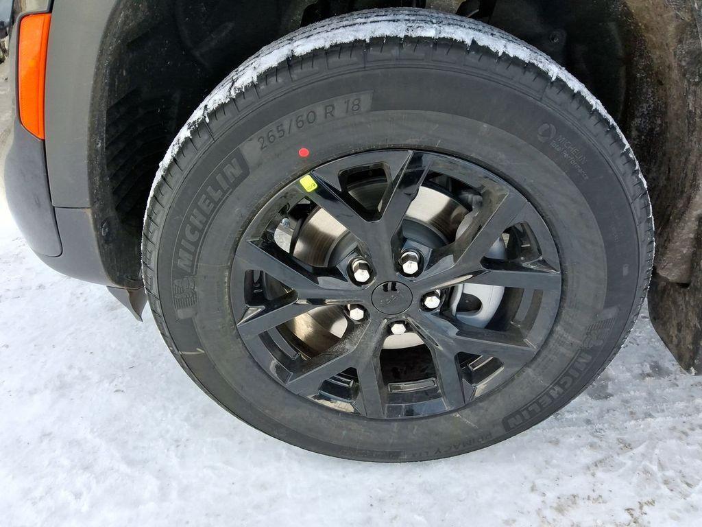 new 2026 Jeep Grand Cherokee car, priced at $47,760