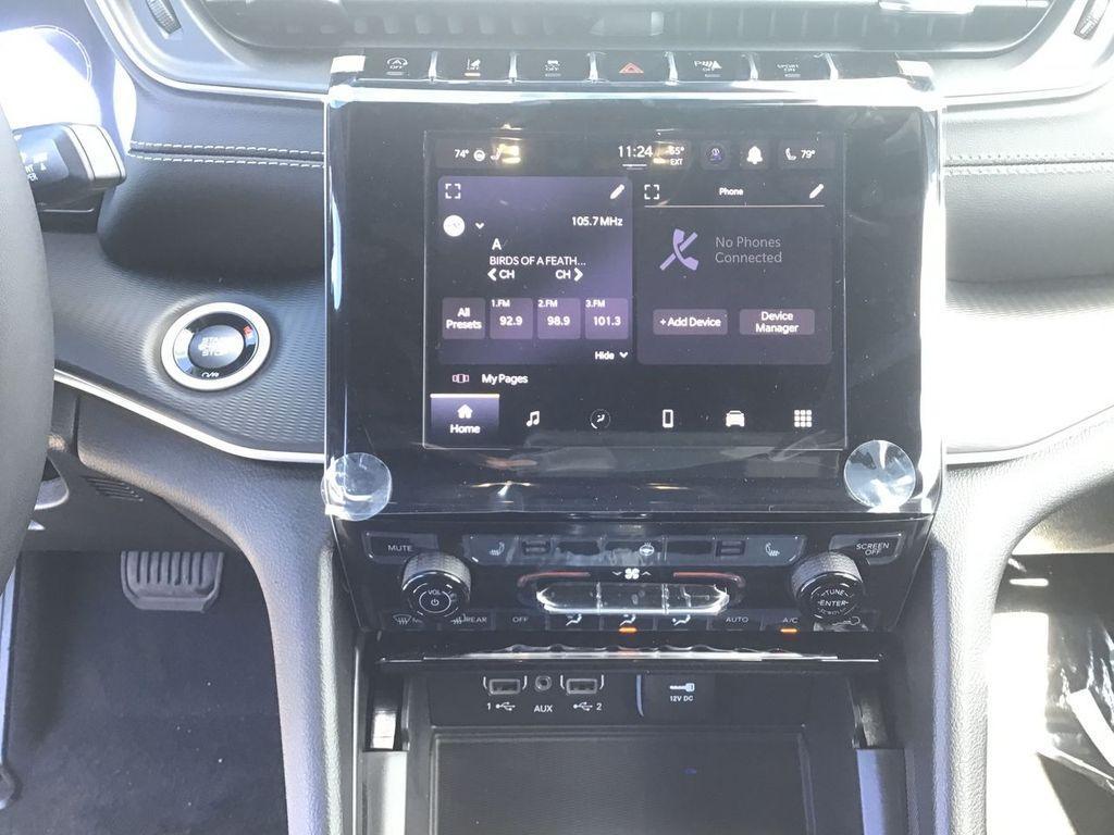 new 2025 Jeep Grand Cherokee L car, priced at $43,233