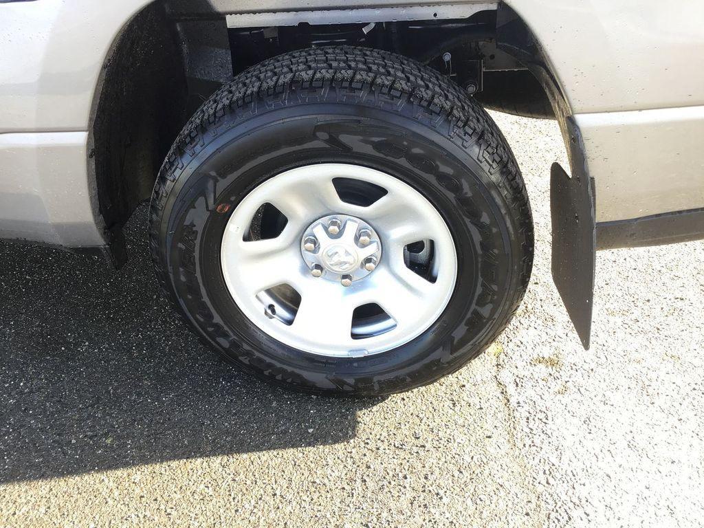 new 2025 Ram 1500 car, priced at $41,852