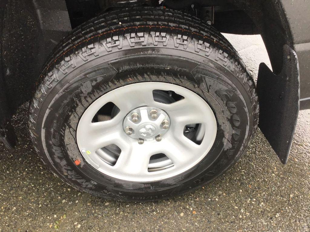 new 2025 Ram 1500 car, priced at $41,852